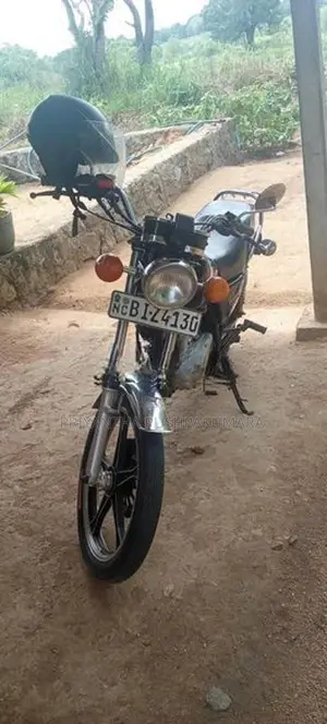 Suzuki GN 125 2018