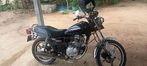 Suzuki GN 125 2018