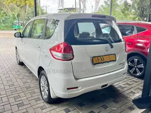 Suzuki Ertiga 07 Seater ( avanza ) 2015