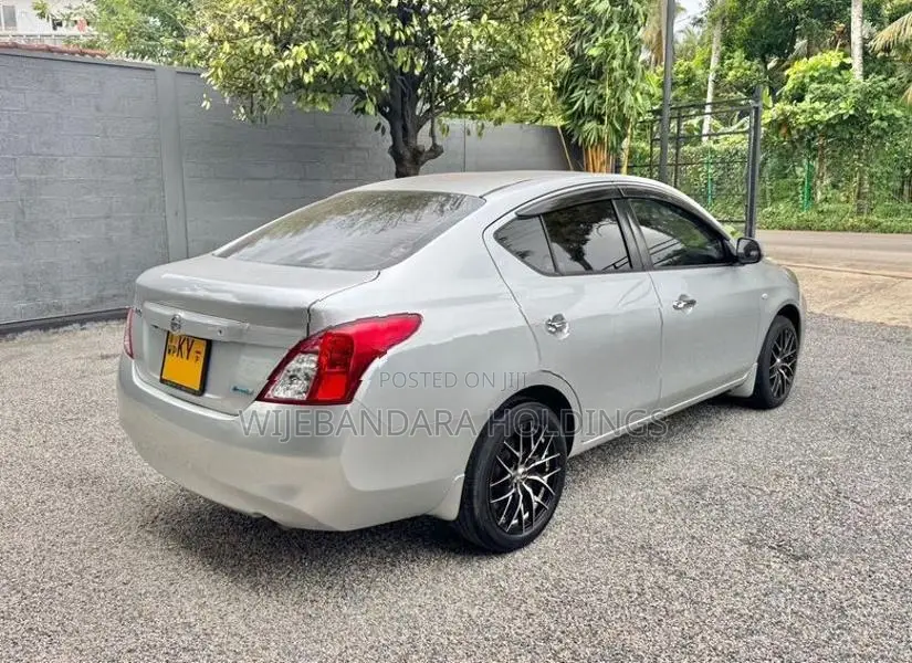 Nissan Sunny N17 ( Japan ) 2014