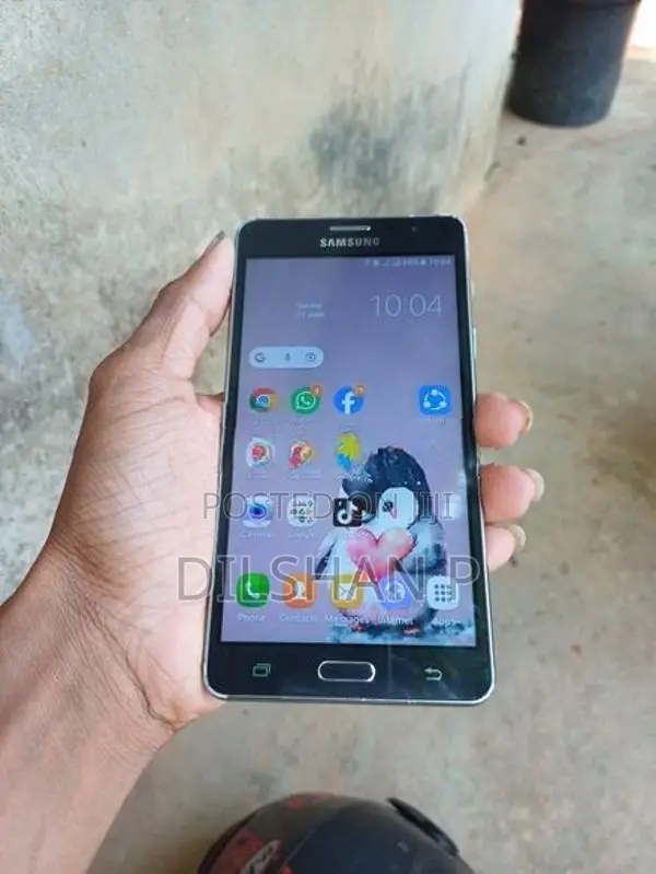 Samsung Galaxy On7 pro (Used)