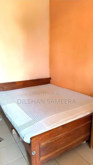 5X6 Mattress (Used)