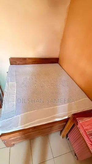 5X6 Mattress (Used)