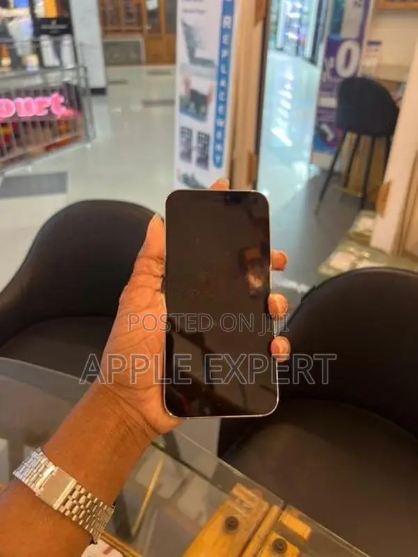 Apple iPhone 12 Pro (Used)