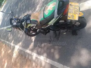 TVS Metro 2016