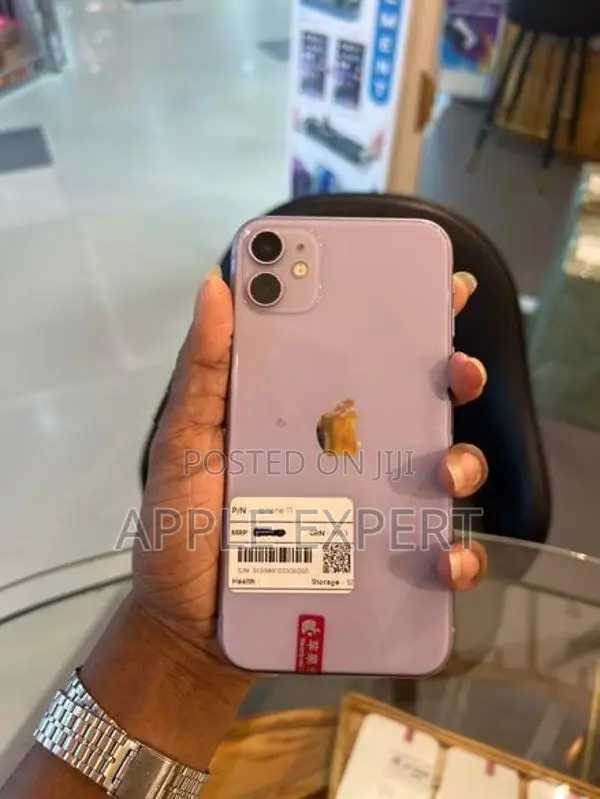 Apple iPhone 11 (Used)