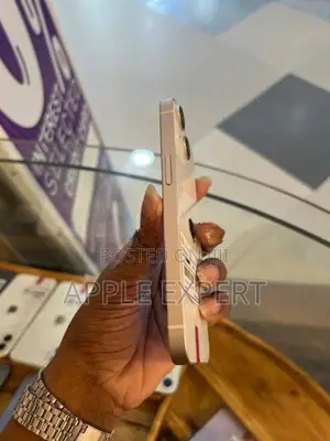 Apple iPhone 14 (Used)