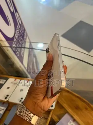 Apple iPhone 14 (Used)