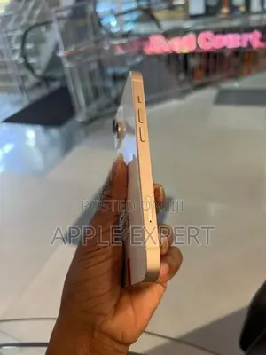 Apple iPhone 14 (Used)