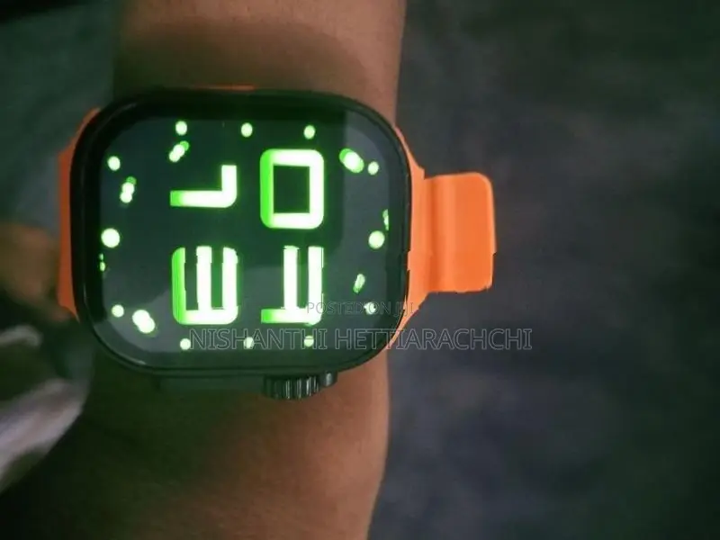 Crown S500 Ultra 2 with 7 Straps