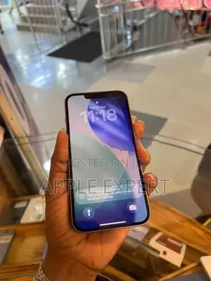 Apple iPhone 14 (Used)
