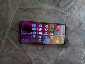 Samsung Galaxy A71 globle (Used)