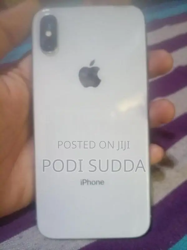 Apple iPhone X (Used)