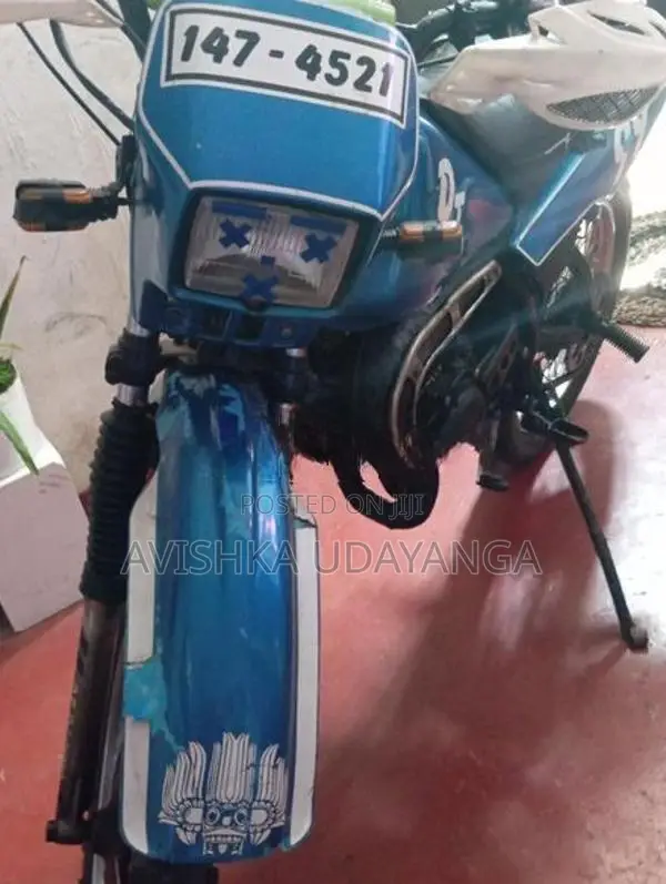 Yamaha DT 2005