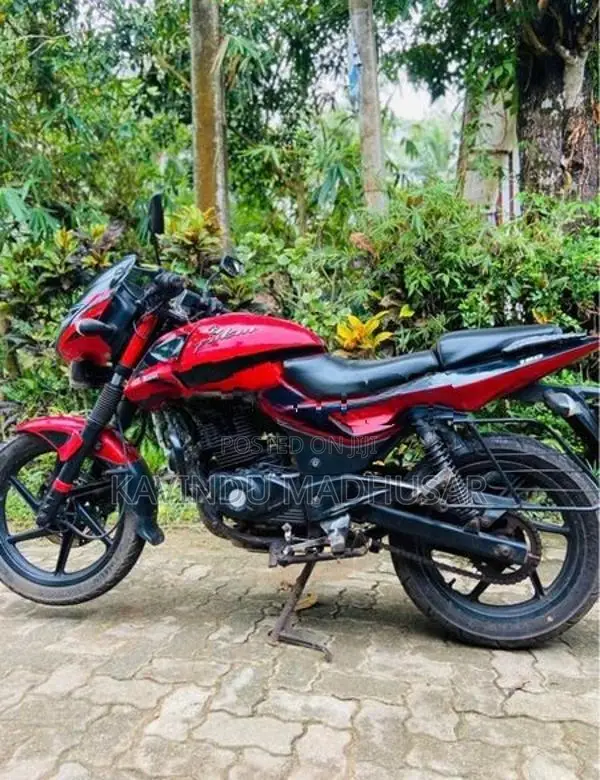 Bajaj Pulsar 180 2010