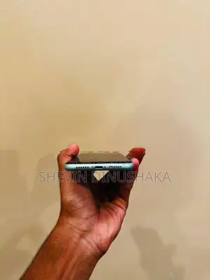 Apple iPhone 11 (Used)