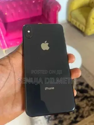 Apple iPhone XS (Used)