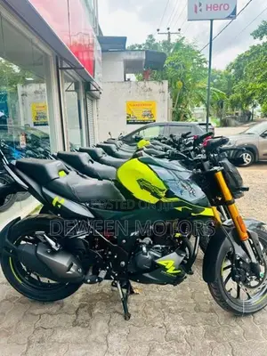 Hero Hunk 160R Brand New 2026