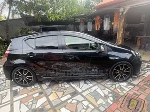 Toyota Aqua GR Sport 2016