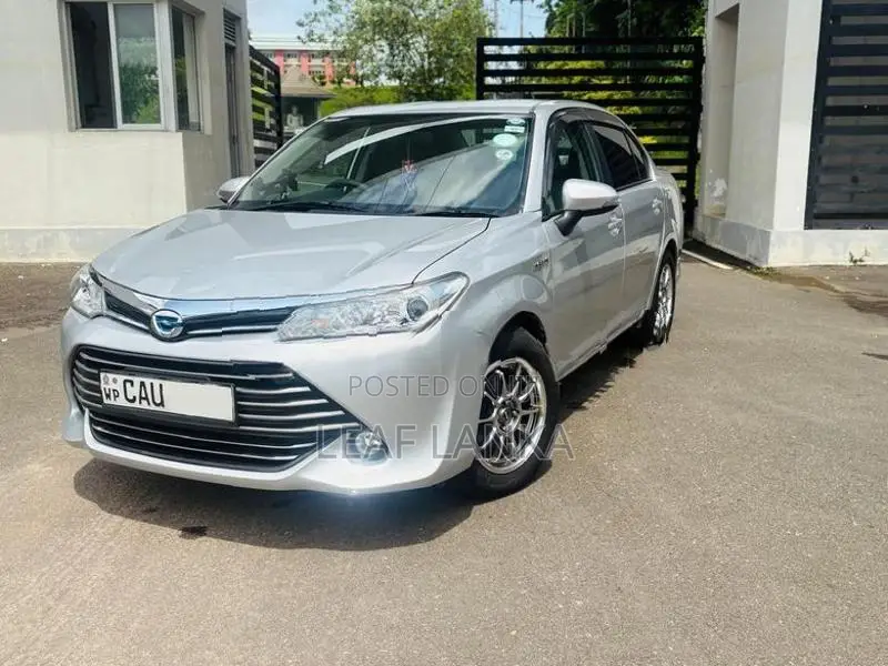 Toyota Axio 2016