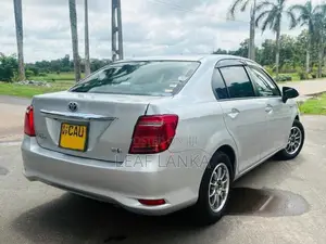 Toyota Axio 2016