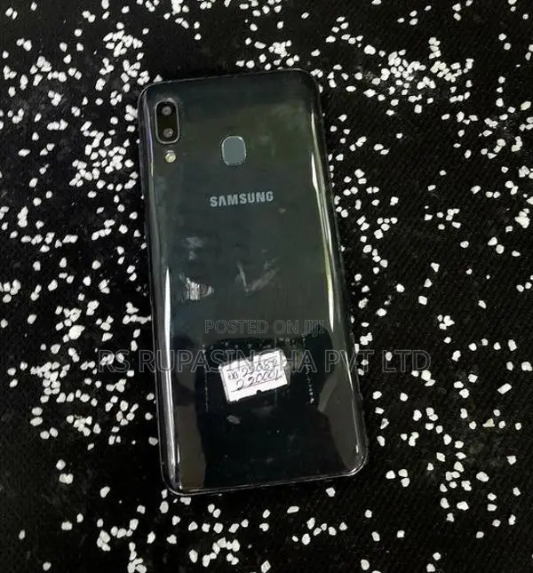 Samsung Galaxy A30 (Used)