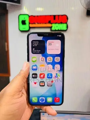 Apple iPhone 11 Pro Max 256GB (Used)