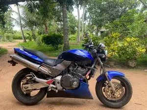 Honda Hornet 2018