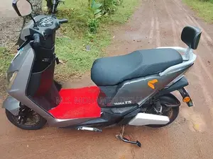 Yadea T5 2025