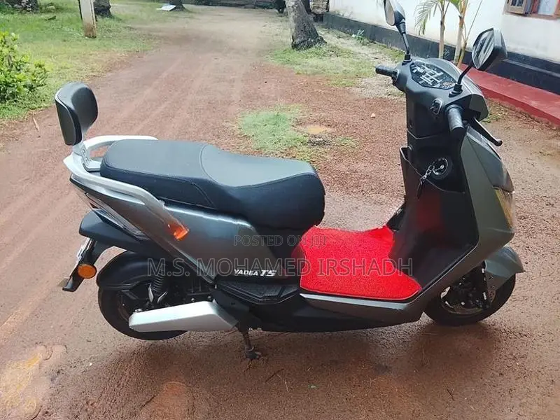 Yadea T5 2025