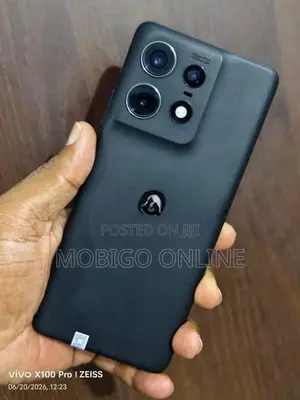 Moto edge 50pro 8gb 256gb (Used)