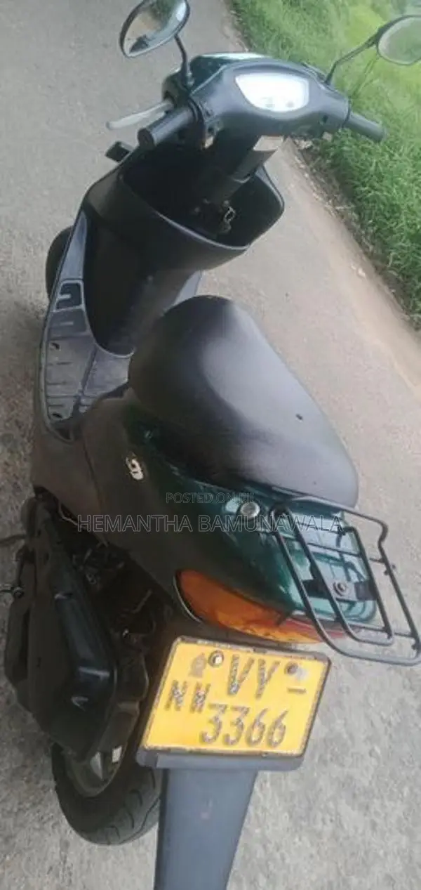 Honda Dio 2 stroke 2010