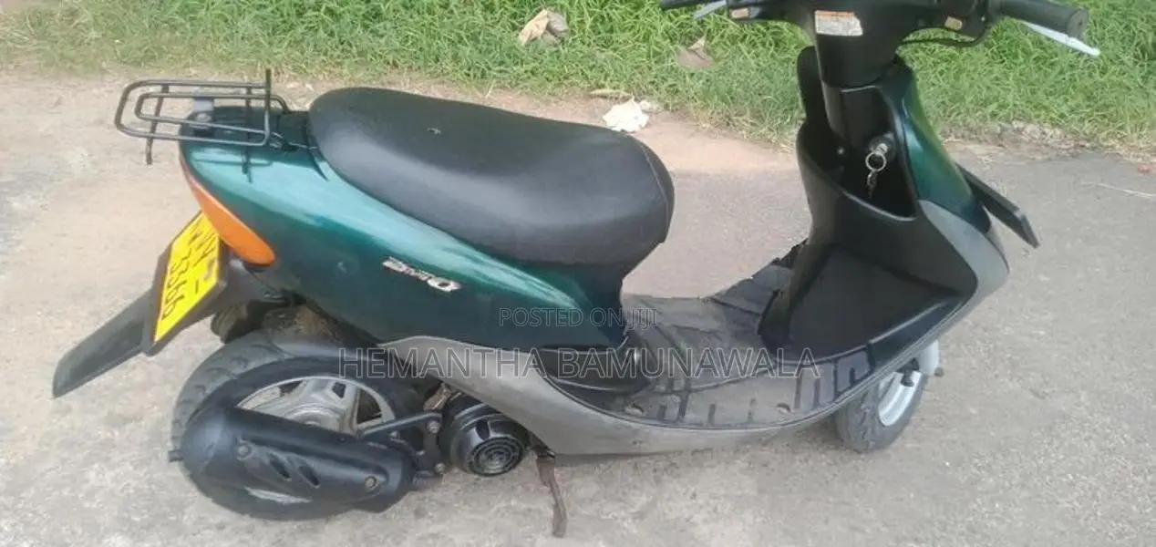 Honda Dio 2 stroke 2010