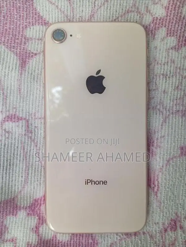 Apple iPhone 8 (Used)
