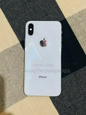 Apple iPhone X (Used)