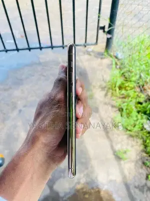 Apple iPhone 11 Pro (Used)