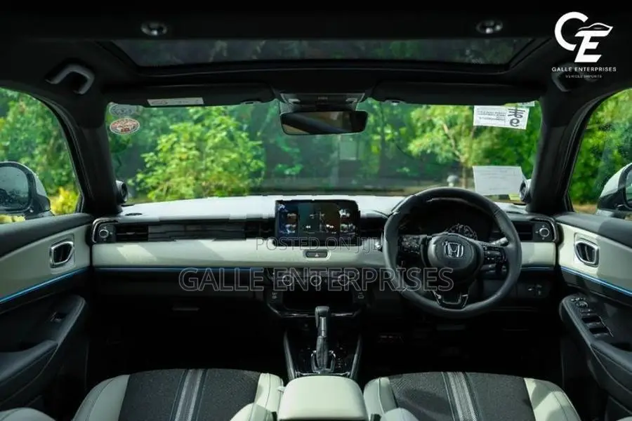 Honda Vezel Z Play Premium 2026