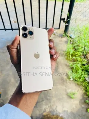 Apple iPhone 11 Pro (Used)