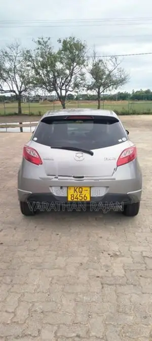 Mazda Demio 2010