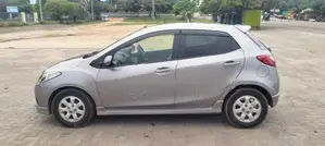 Mazda Demio 2010