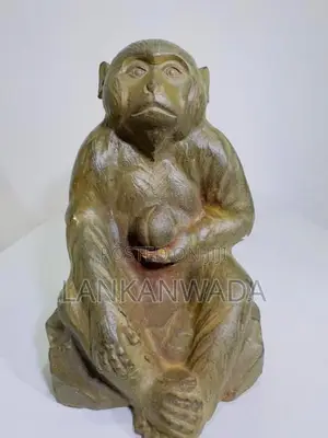 Vintage 20th century japanese cast iron monkey