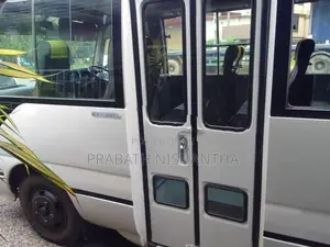 Toyota Coaster 2006
