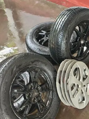 Toyota Prius Alloy Wheels with Tires - 15''