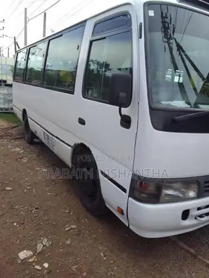Toyota Coaster 2006