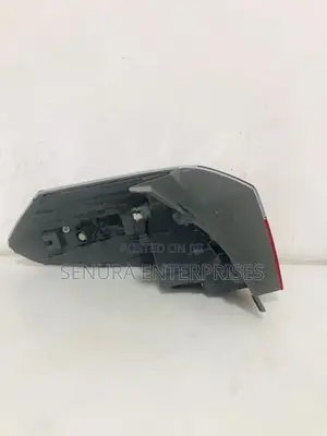 Honda Fit Shuttle GP7 Tail Light Rh