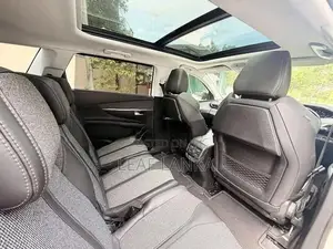 Peugeot 5008 2018