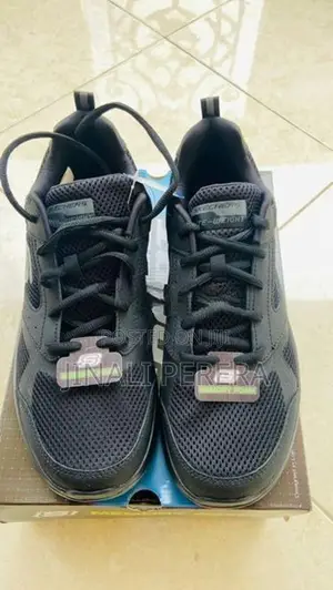 Skechers Unisex Shoes – Size 11 (Black)