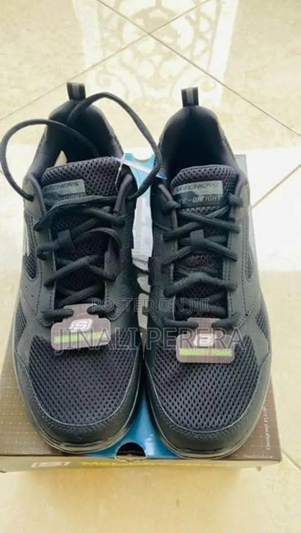 Skechers Unisex Shoes – Size 11 (Black)