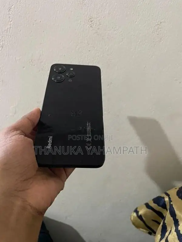Xiaomi Redmi 12 (Used)