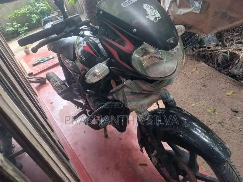 Bajaj Discover 2006